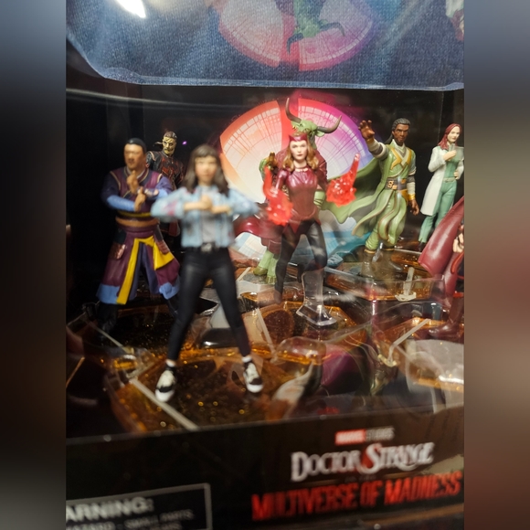 Doctor Strange And The Multiverse Of Madness Deluxe Figurine Playset - Picture 8 of 16